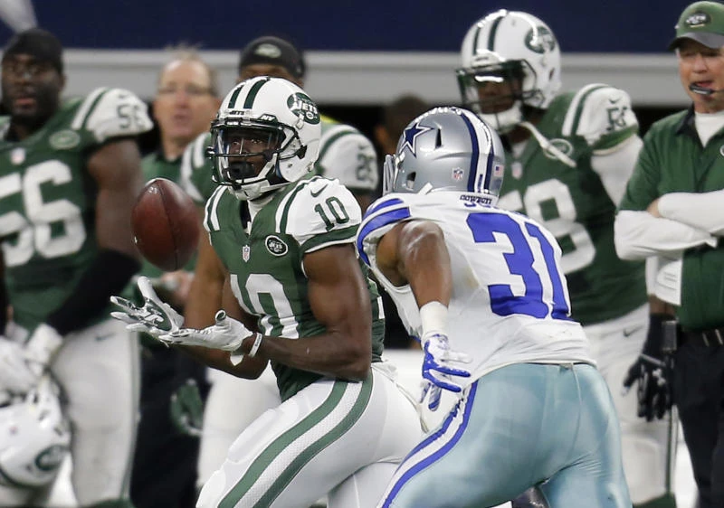 Jets top Cowboys to boost playoff hopes