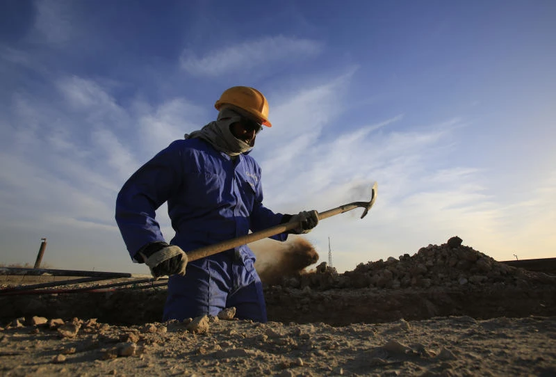 Brent crude oil skids to lowest since 2004