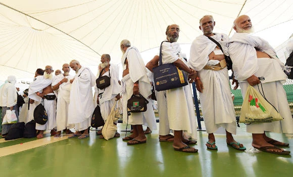Bangladeshi Umrah visa ban lifted as corrupt travel agencies fixed