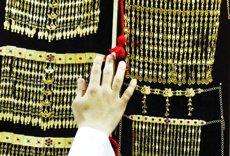 Gold steadies after two-day rally