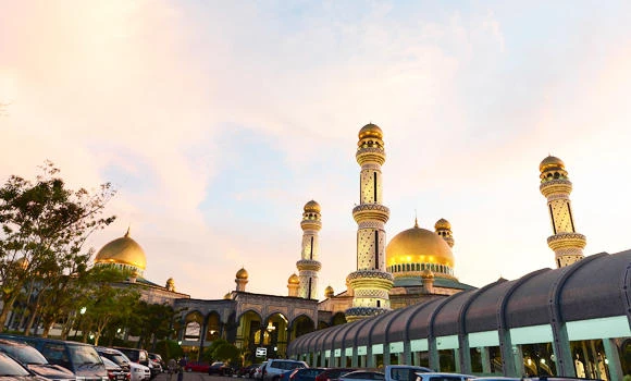 Brunei, Somalia ban Christmas festivities; violators face music