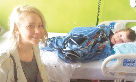 Jennifer Lawrence visits children’s hospital