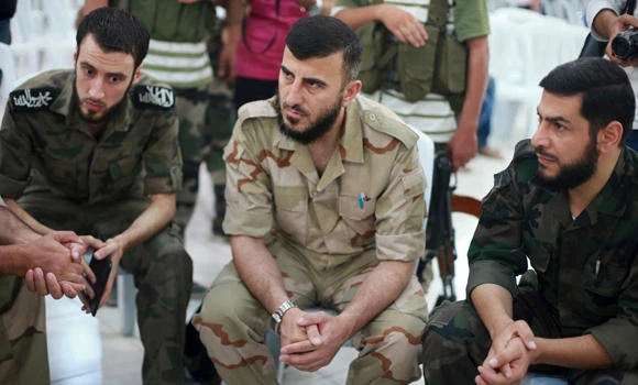 Russian air strike halts deal to evacuate Islamist fighters