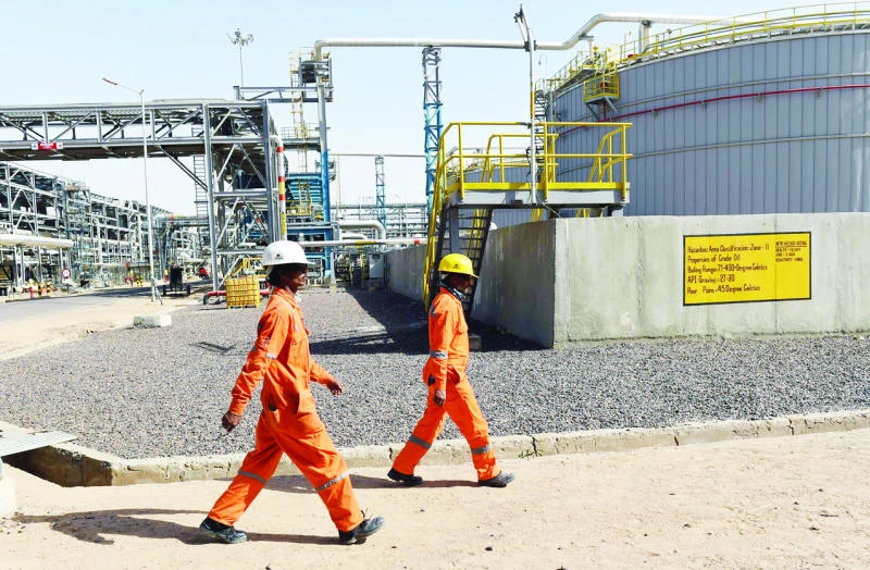 Dreaming of energy security, India pumps desert oil