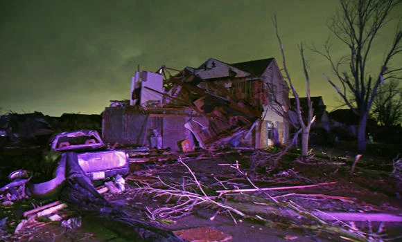 Death toll at least 11 in Texas storms, tornadoes
