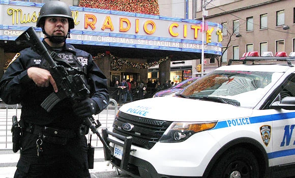 2 Saudi students held in US for possessing arms