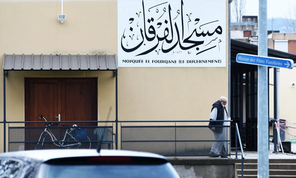 Driver ‘sought to kill soldiers’ guarding mosque in France