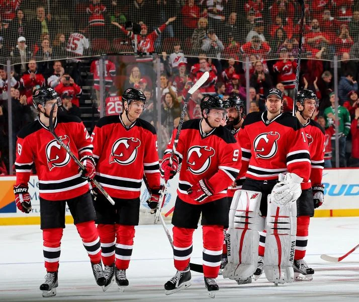 Devils outlast Stars 3-2 in overtime