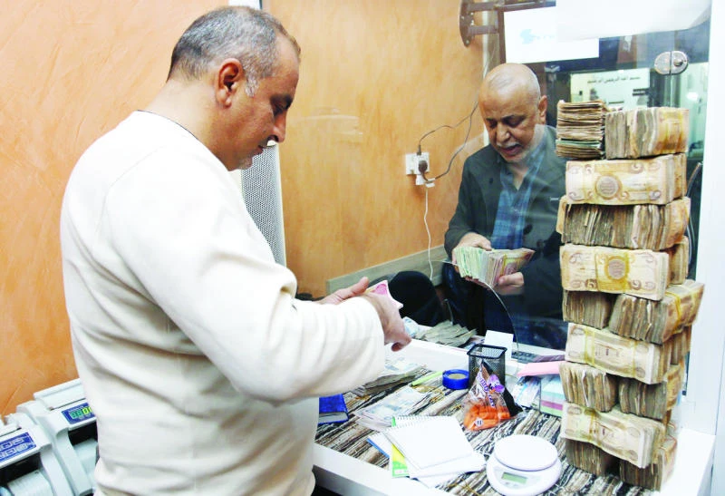 Dollar gains over 9% against basket of major rivals in 2015