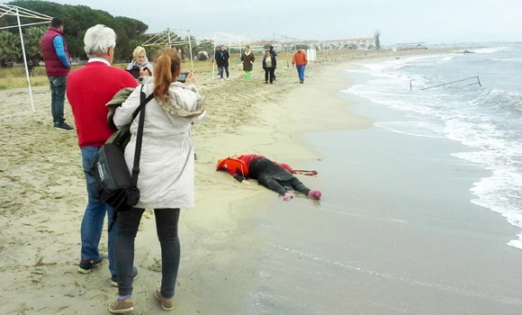 21 migrants drown off Turkey