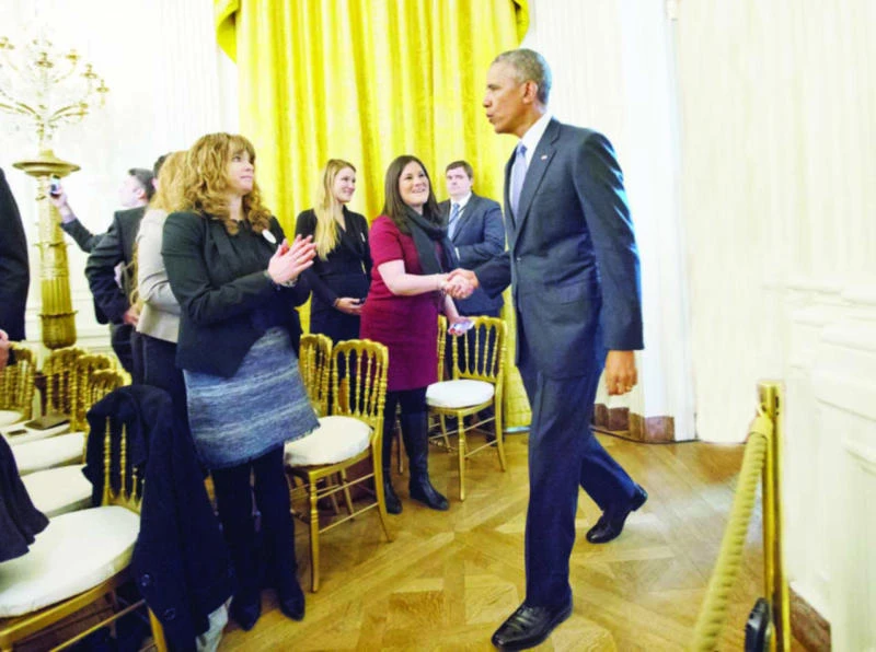 Emotional Obama unveils his plan to cut gun violence