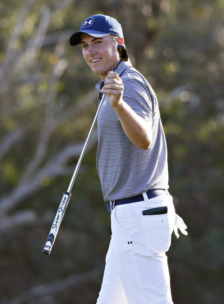 Spieth goes 4 clear at Tournament of Champions