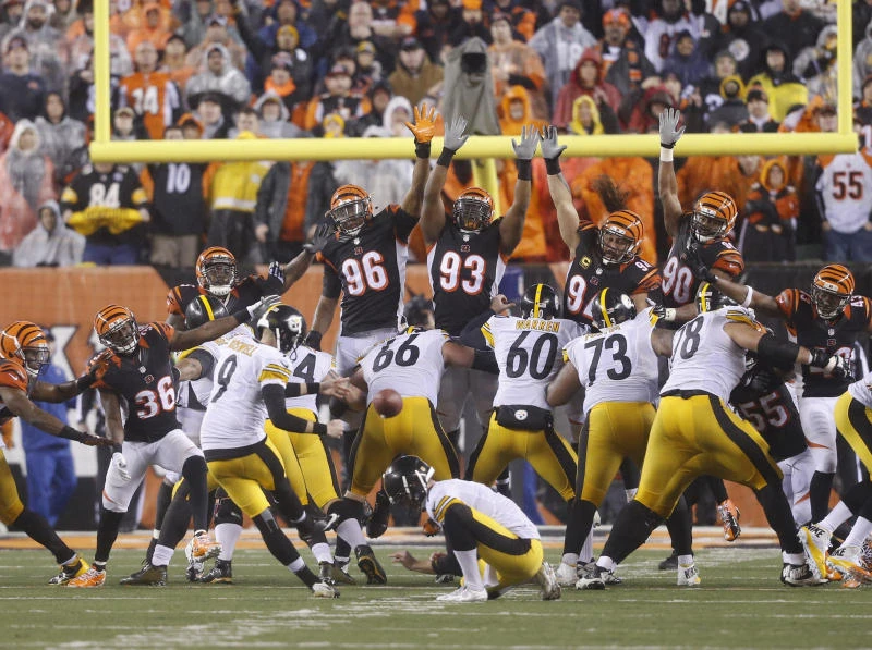 Chiefs, Steelers advance with wild-card wins