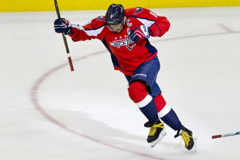 Ovechkin reaches 500 goal milestone as Capitals rout Ottawa