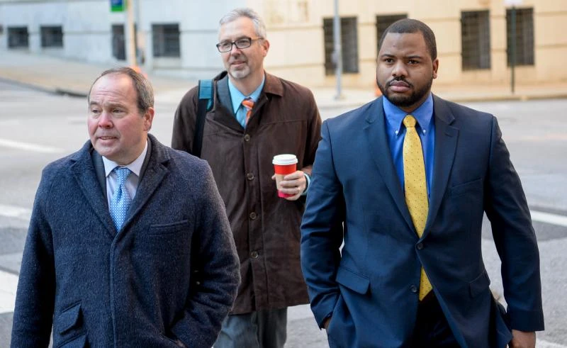 Court delays murder trial of officer in Freddie Gray death