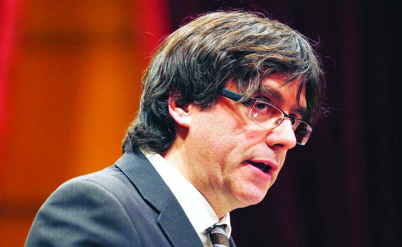 New Catalan leader moves away from unilateral independence declaration