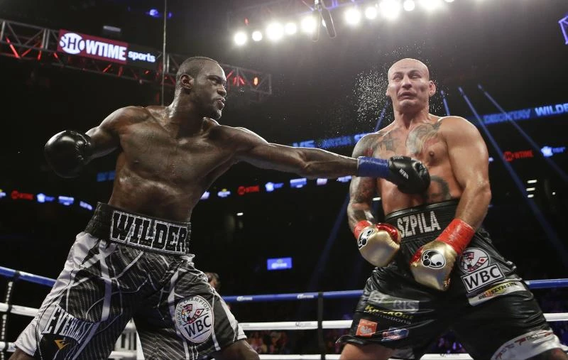 Wilder retains WBC heavyweight crown with KO of Szpilka