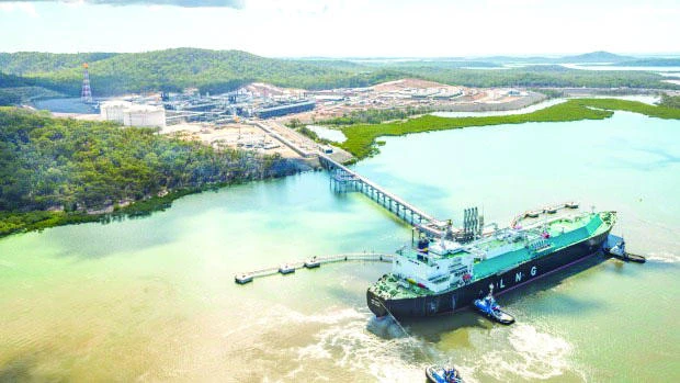 LNG looks poised to follow crude oil's plunge