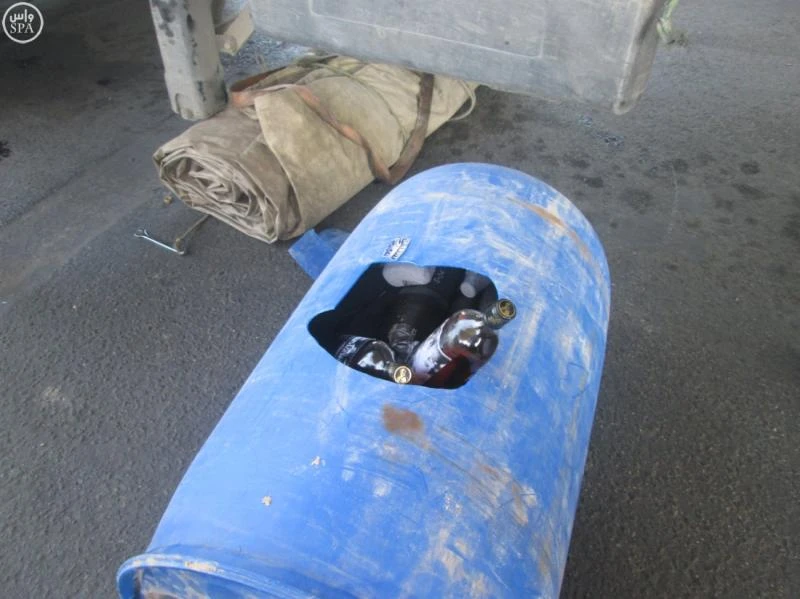 Liquor shipments stopped at King Fahd Causeway