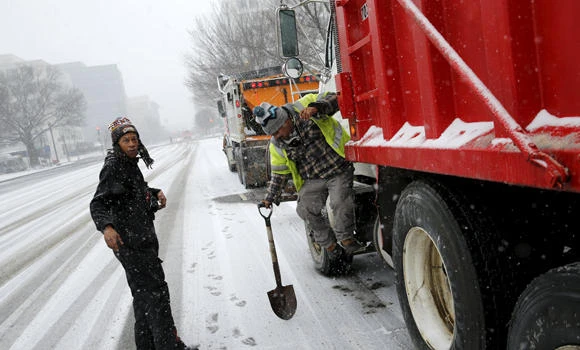 Perfect storm threatens US capital