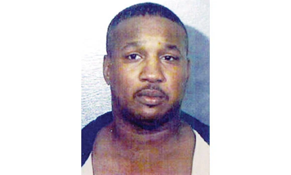 Louisiana serial killer Derrick Todd Lee dies, official says