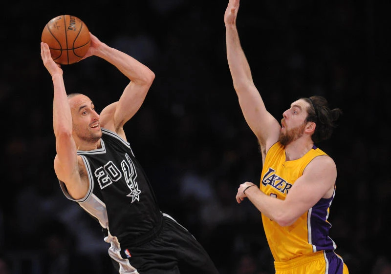 Spurs coast to 108-95 victory over Lakers