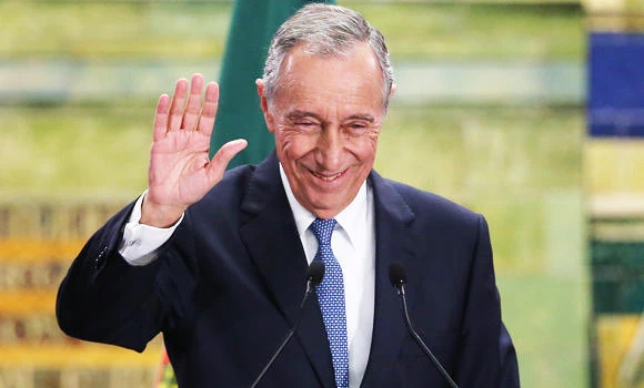 Portugal picks center-right president for center-left govt