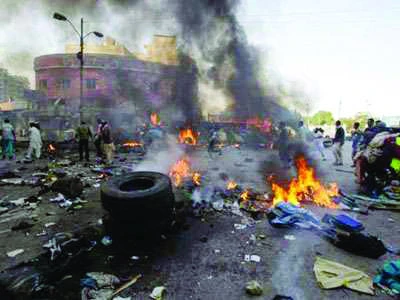 Suicide bombers kill 32 in Cameroon
