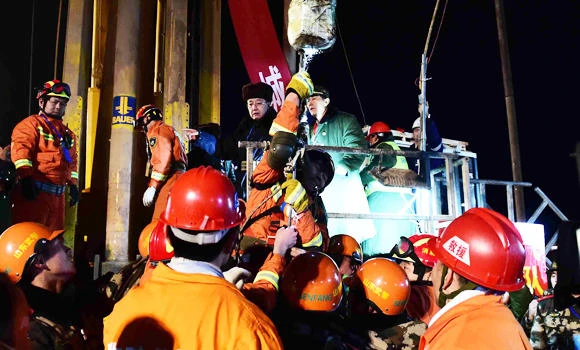 Four Chinese miners rescued after 36 days