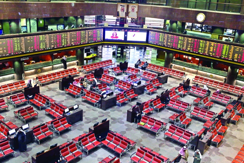 Gulf stocks end 2015 in negative territory