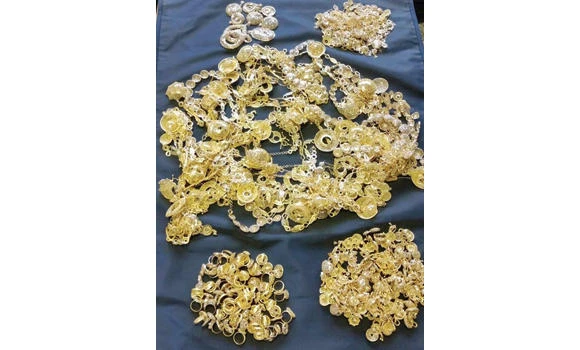 Smuggling of 3.5kg gold jewelry foiled