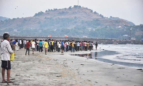 13 Indian students drowned