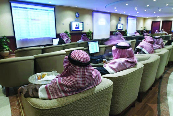 Petchems rebound boosts Saudi stocks