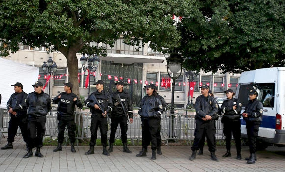 Tunisia lifts nationwide nighttime curfew