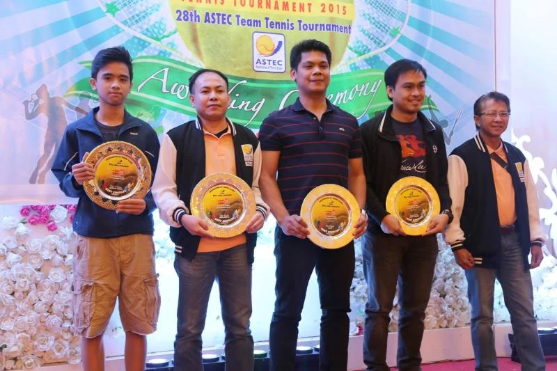 ASTEC fetes winners in ALBAIK Tennis Challenge