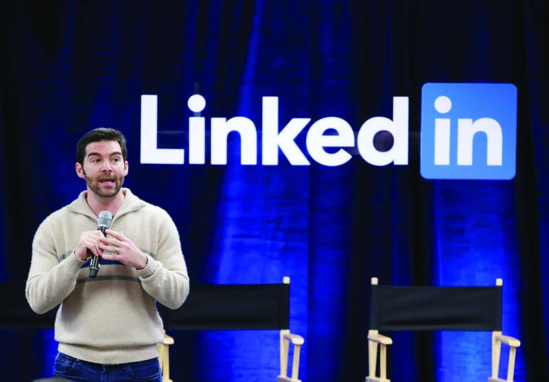 LinkedIn shares tumble on weak forecast for 2016