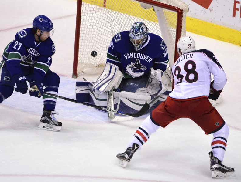 Wennberg lifts Blue Jackets over Canucks 2-1 in shootout