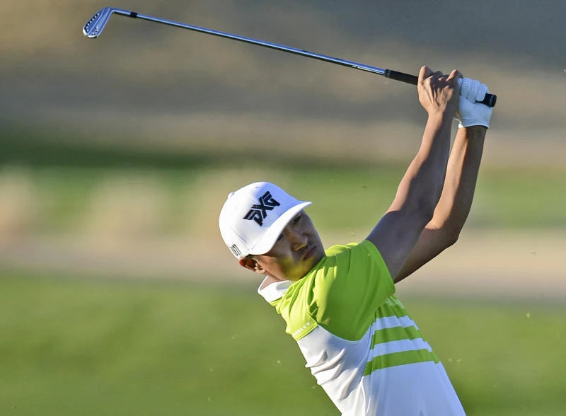 Hahn grabs Phoenix lead ahead of Fowler, Lee