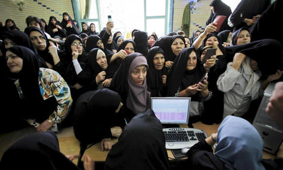 Iran body removes ban on 1,500 election candidates