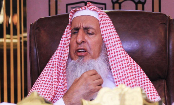 Grand mufti urges youth to shun sites promoting division