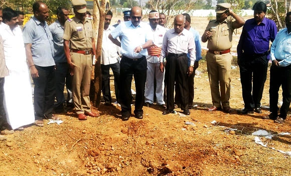 ’Meteorite’ kills Indian driver, injures 3