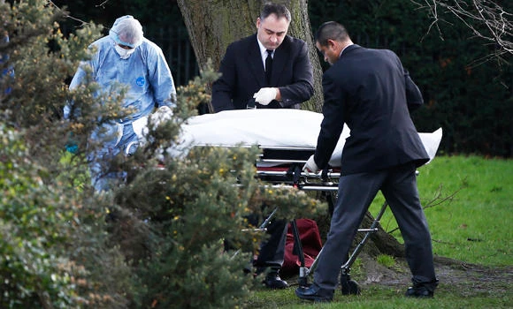 Man found on fire outside Kensington Palace is dead