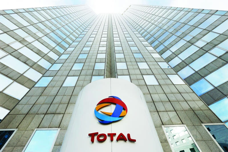 Total beats Q4 expectations but oil rout to drive deeper cuts