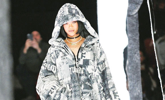 Rihanna hits the runway ... as designer