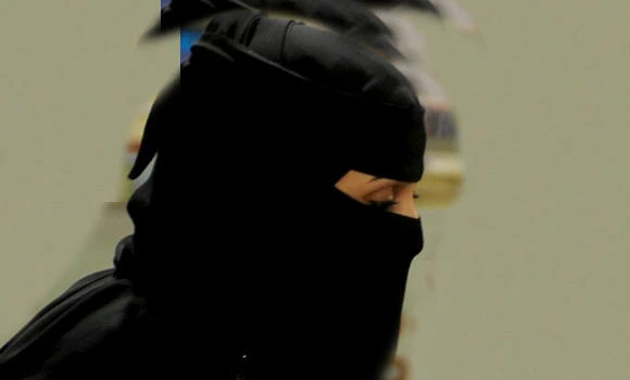 Young woman accuses social shelter of abuse