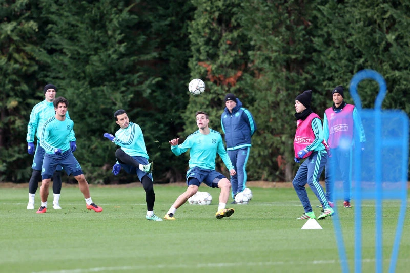 Chelsea with momentum ahead of trip to Paris