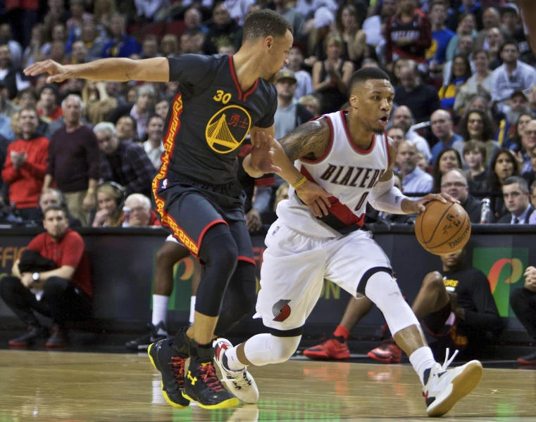 Lillard scores 51 as Blazers stun Warriors