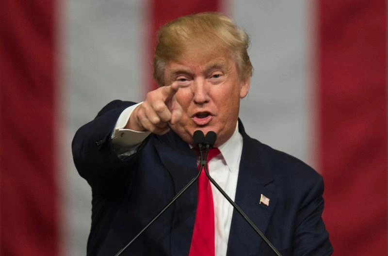 Republicans face off in S. Carolina; Dems battle in Nevada