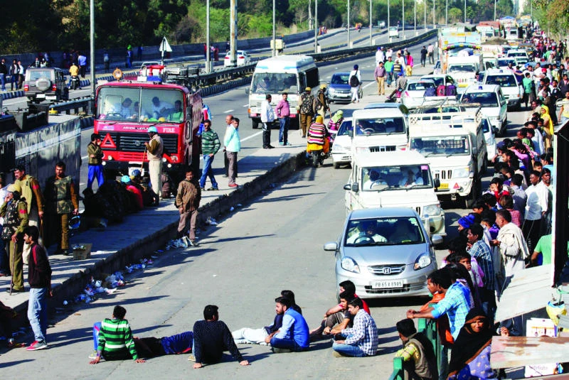 Deadly protests lead to water crisis in New Delhi