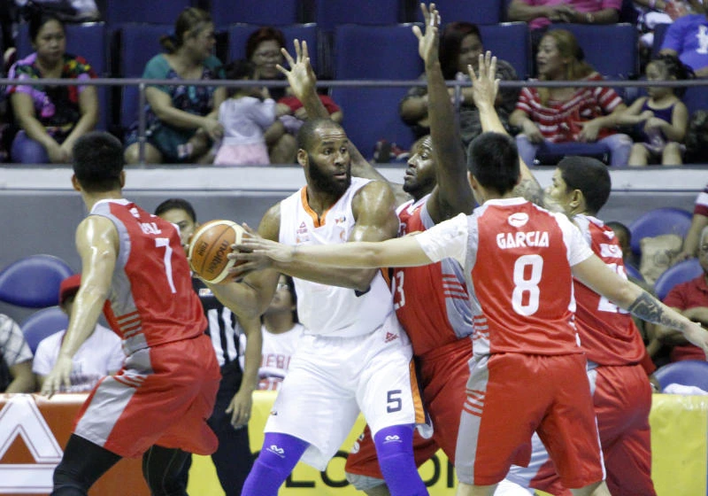Meralco continues streak with win over Phoenix